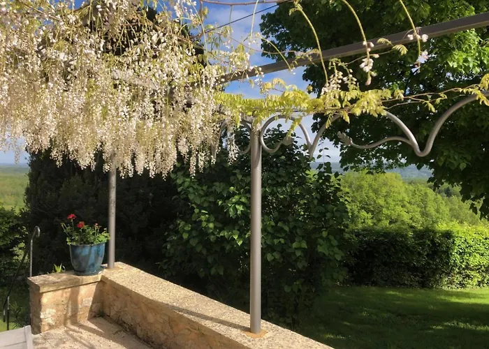 펜션 La Peyre Azerat